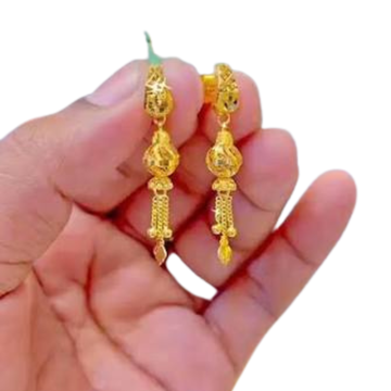 Designer Gold Earrings for Women – Elegant Punjabi Style Gold Earrings for Weddings & Party Wear